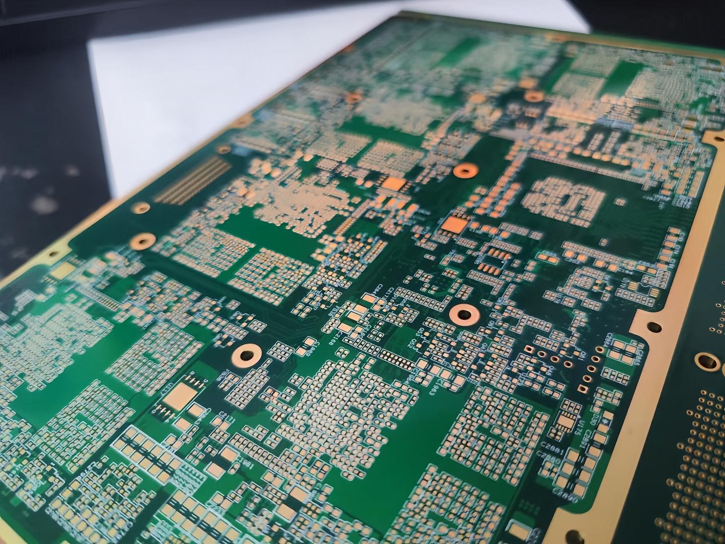 From Bare PCB to Functional Assembly: Mastering Surface Mount Technology